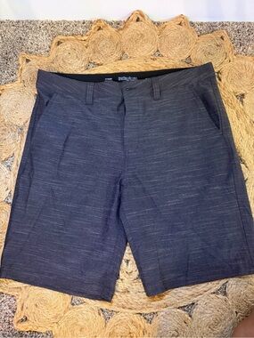 Men's Charcoal Heather Hybrid Shorts